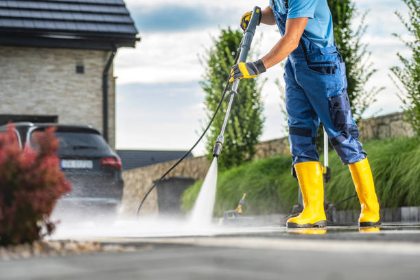Best Driveway Pressure Washing  in Boerne, TX